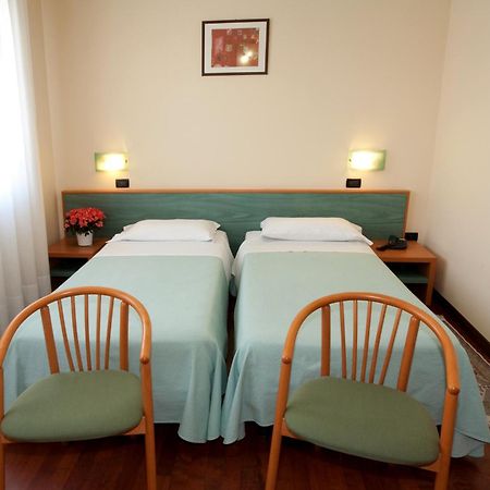 Hotel Valbrenta Лімена Екстер'єр фото