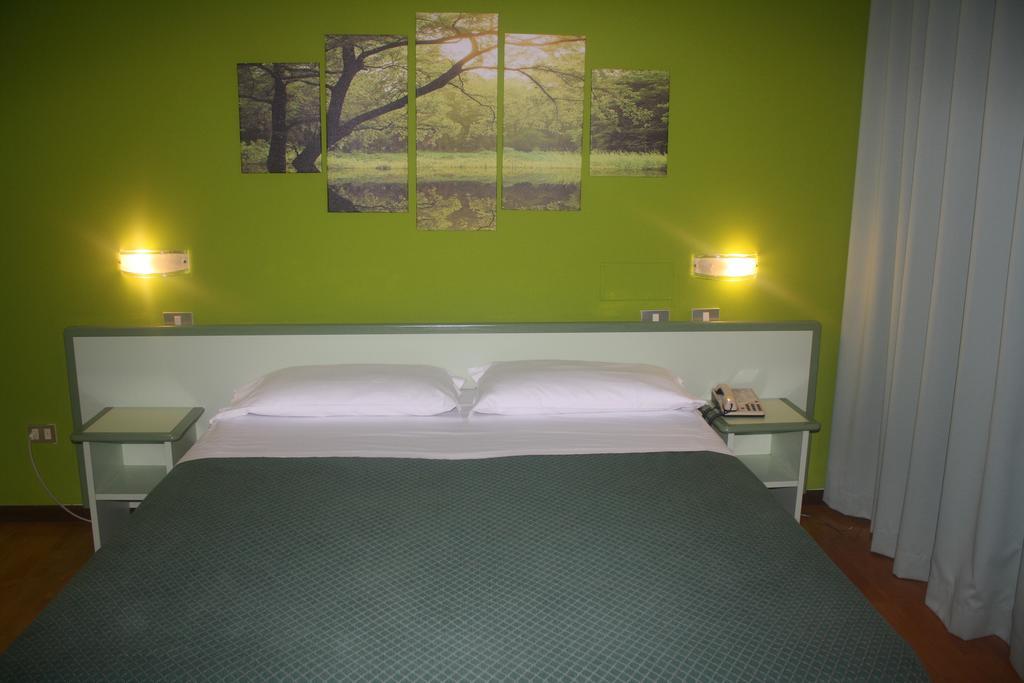 Hotel Valbrenta Лімена Екстер'єр фото
