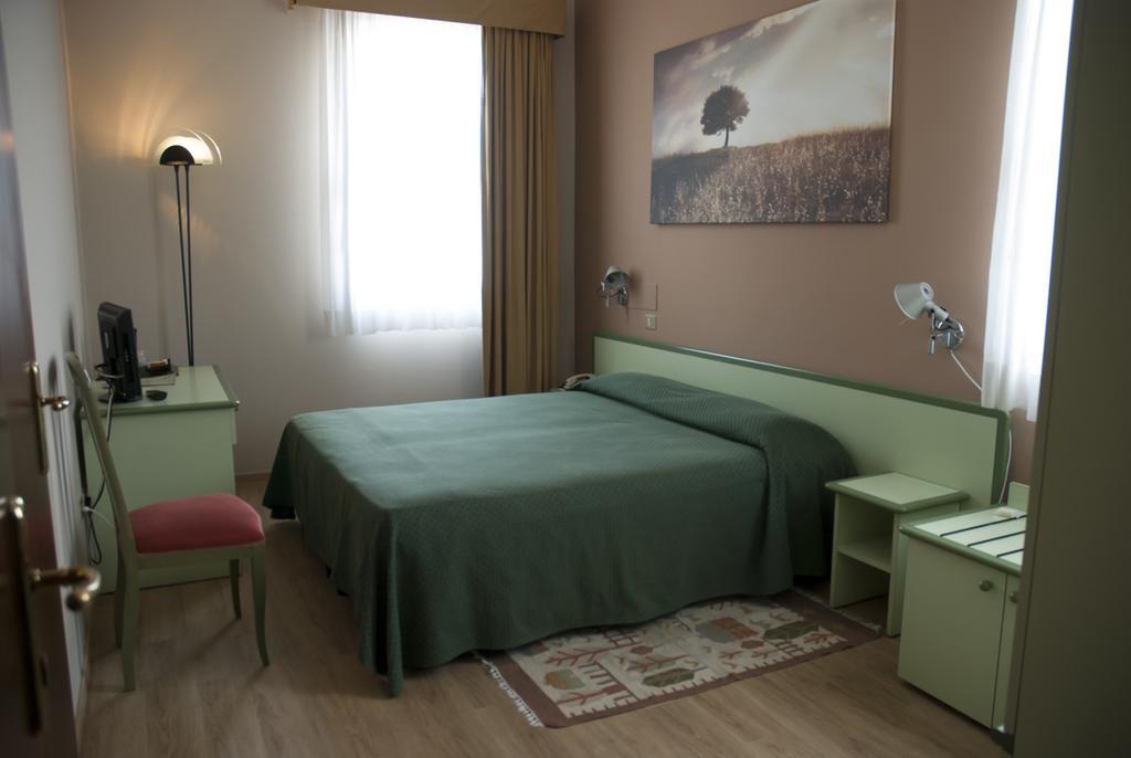 Hotel Valbrenta Лімена Екстер'єр фото